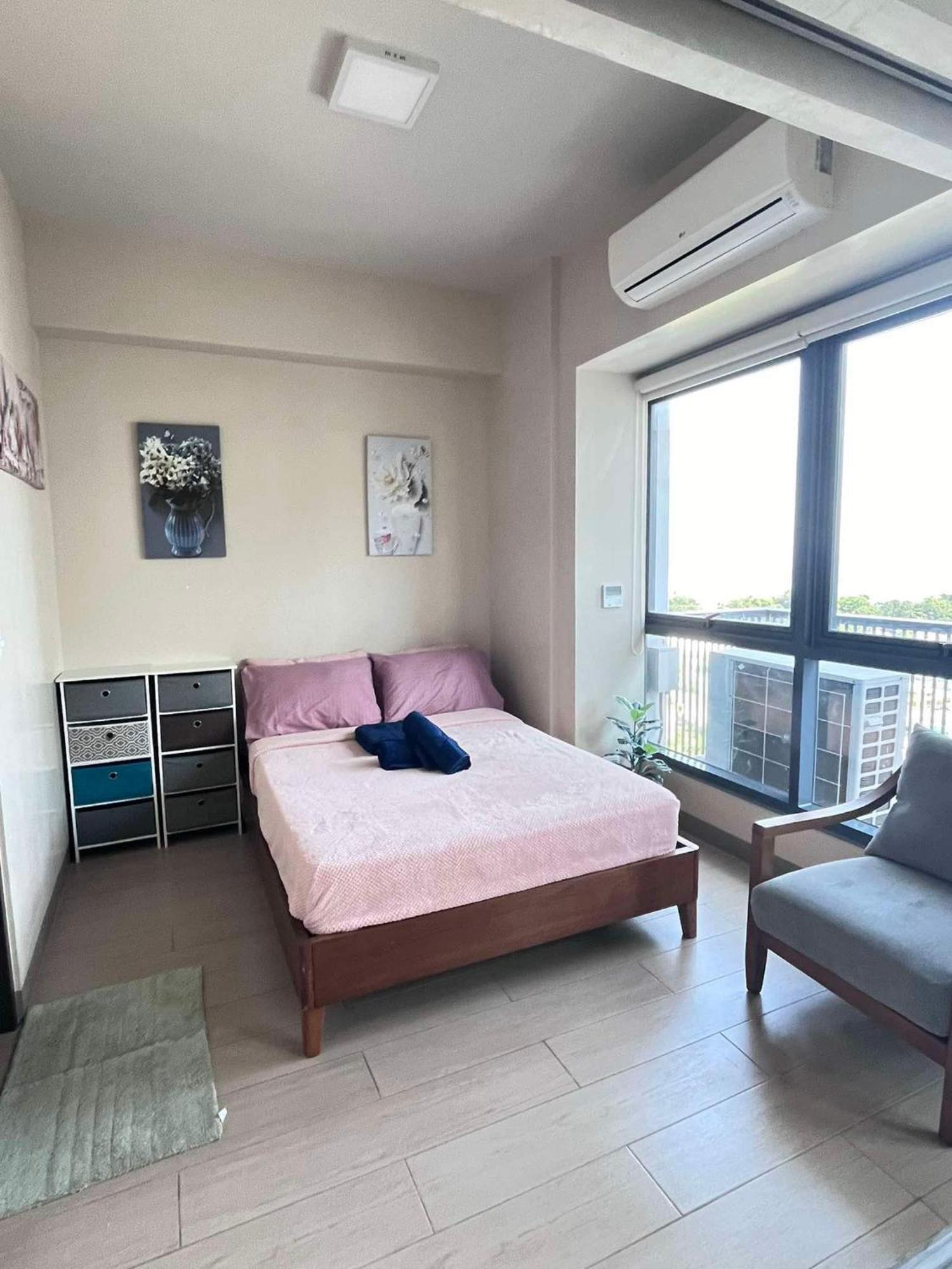 Mactan Newtown Condo With Pool Access Île de Mactan Extérieur photo