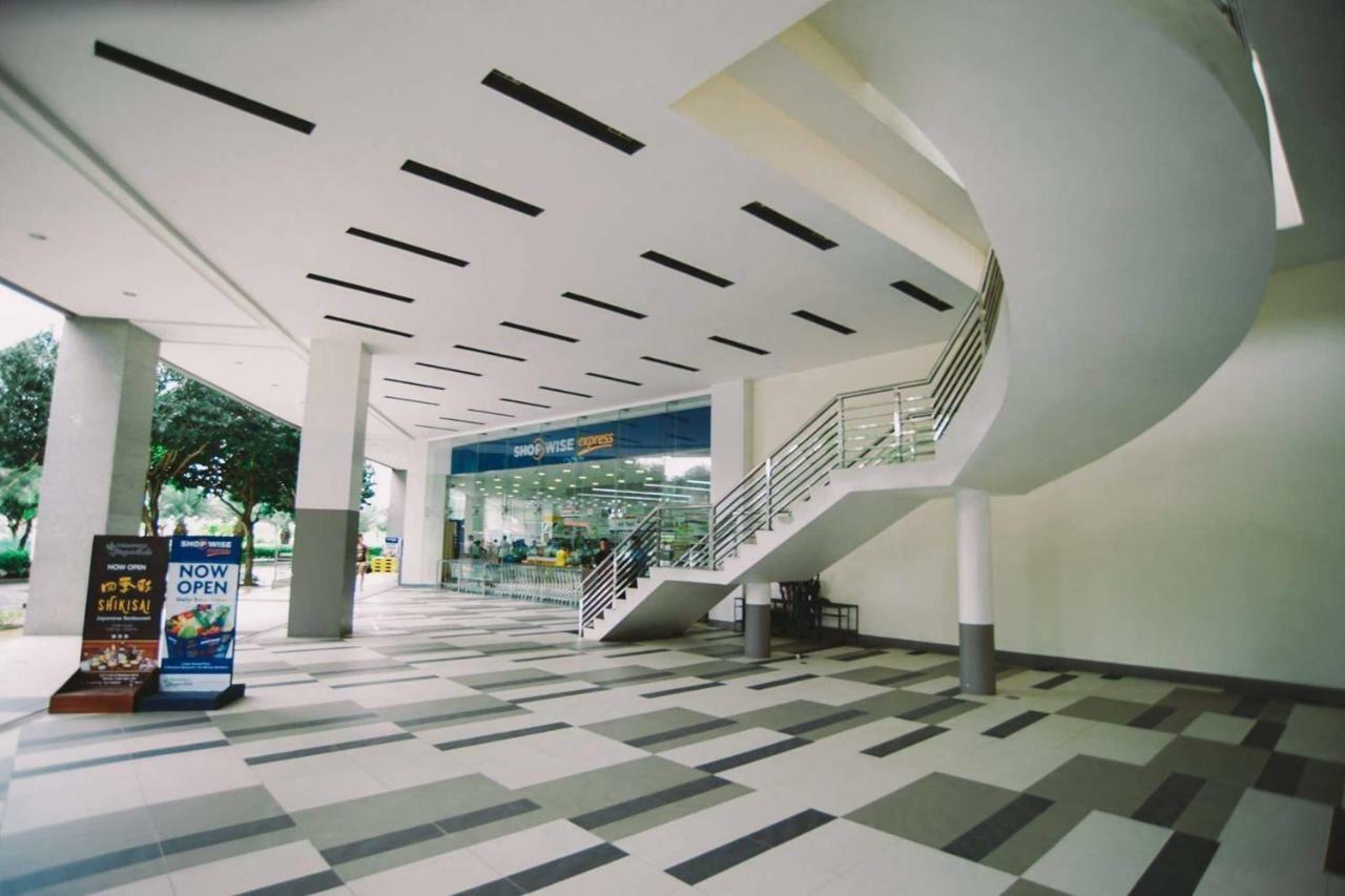 Mactan Newtown Condo With Pool Access Île de Mactan Extérieur photo
